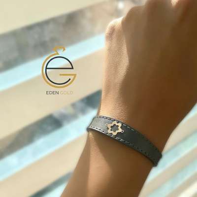 دستبند طرح گل دالبری طلا ۱۸ عیار