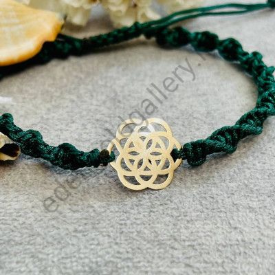 دستبند طرح گل