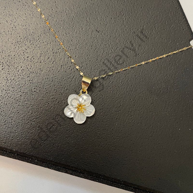 پلاک طلا صدف و گل