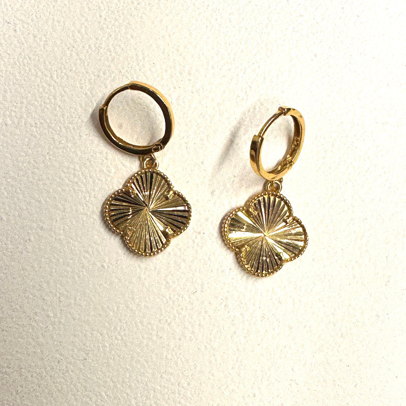 گوشواره طلا ونکلیف تراش کد 960