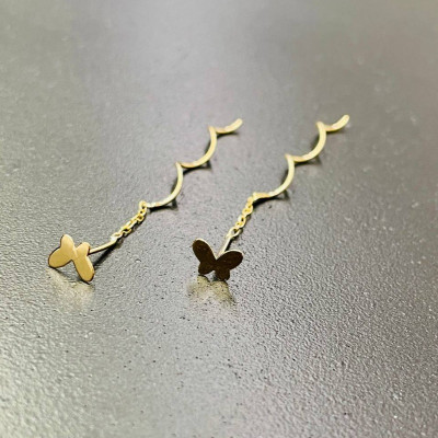 گوشواره پیچی طلا طرح پروانه